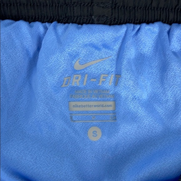 Nike Tempo Dri-Fit Running Shorts in Small - Picture 4 of 6